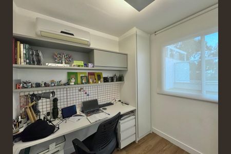 Apartamento à venda com 138m², 3 quartos e 2 vagasQuarto 2