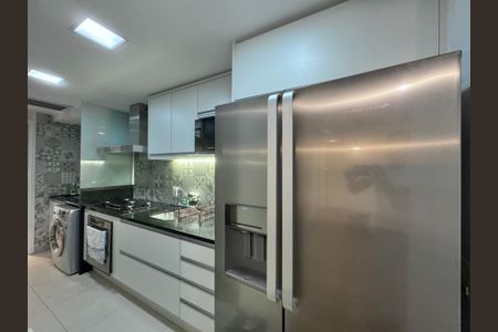 Apartamento à venda com 138m², 3 quartos e 2 vagasCozinha e Área de Serviço