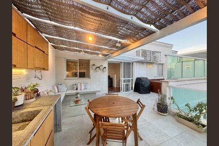 Apartamento à venda com 138m², 3 quartos e 2 vagasTerraço