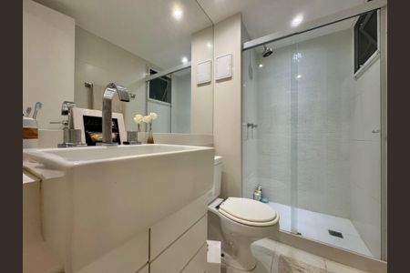 Apartamento à venda com 138m², 3 quartos e 2 vagasBanheiro Social 2