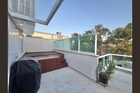 Apartamento à venda com 138m², 3 quartos e 2 vagasTerraço