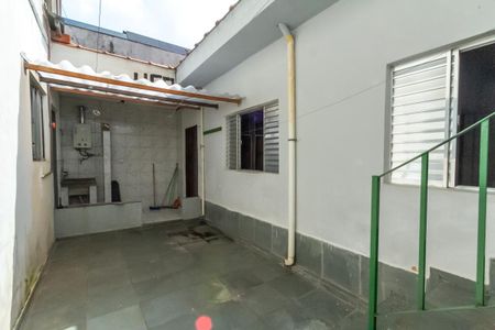 Casa à venda com 152m², 2 quartos e 2 vagas Casa à venda com 152m², 2 quartos e 2 vagasQuintal