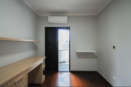 Apartamento à venda com 164m², 4 quartos e 3 vagasQuarto 1