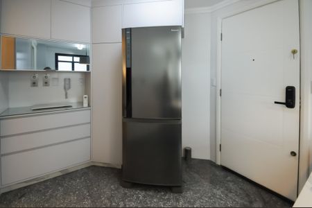Apartamento à venda com 164m², 4 quartos e 3 vagasCozinha - Armários
