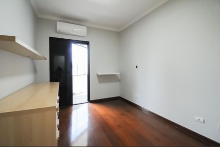 Apartamento à venda com 164m², 4 quartos e 3 vagasQuarto 1
