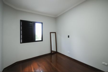 Apartamento à venda com 164m², 4 quartos e 3 vagasQuarto 2