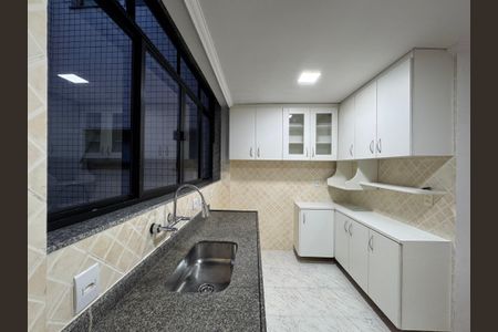 Apartamento à venda com 180m², 3 quartos e 1 vagaCozinha e Área de Serviço