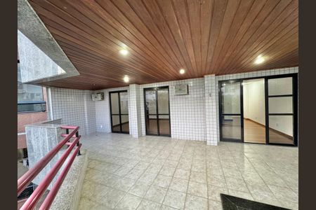 Apartamento à venda com 180m², 3 quartos e 1 vagaVaranda Sala