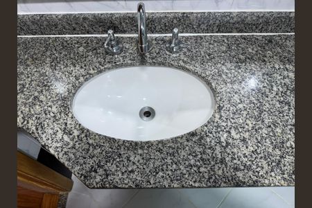 Apartamento à venda com 180m², 3 quartos e 1 vagaBanheiro Social