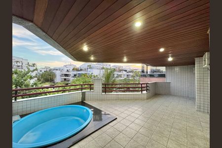 Apartamento à venda com 180m², 3 quartos e 1 vagaVaranda Sala