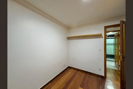 Apartamento à venda com 180m², 3 quartos e 1 vagaQuarto 1