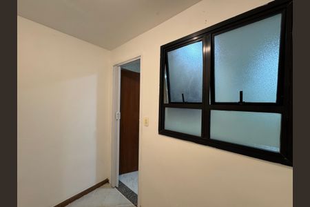 Apartamento à venda com 180m², 3 quartos e 1 vagaCozinha e Área de Serviço - Quarto