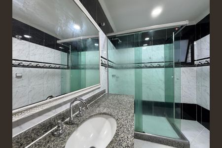 Apartamento à venda com 180m², 3 quartos e 1 vagaBanheiro Social