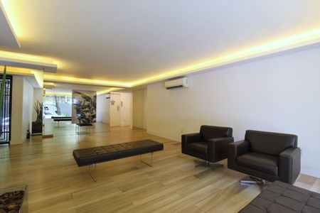 Apartamento à venda com 90m², 3 quartos e 1 vagaHall Social