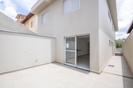 Casa à venda com 152m², 3 quartos e 4 vagasQuintal