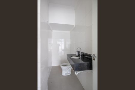 Casa à venda com 152m², 3 quartos e 4 vagasBanheiro de serviço