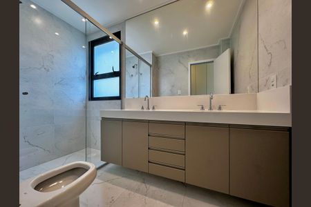 Apartamento à venda com 162m², 3 quartos e 3 vagasBanheiro Suíte 1