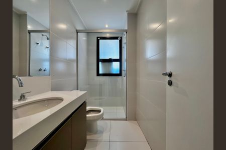 Apartamento à venda com 162m², 3 quartos e 3 vagasBanheiro Suíte 3