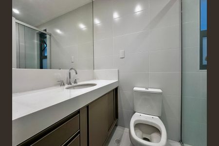 Apartamento à venda com 162m², 3 quartos e 3 vagasBanheiro Suíte 2