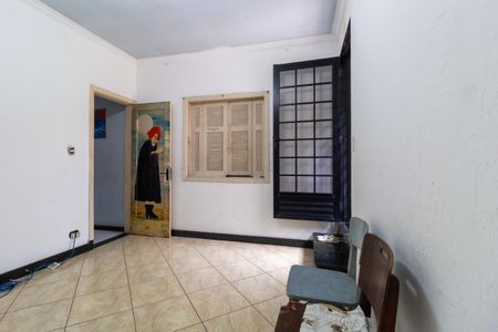 Casa à venda com 300m², 3 quartos e 3 vagas Casa à venda com 300m², 3 quartos e 3 vagasQuarto 2