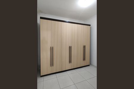 Casa para alugar com 65m², 3 quartos e 1 vaga Casa para alugar com 65m², 3 quartos e 1 vagaCloset da suíte