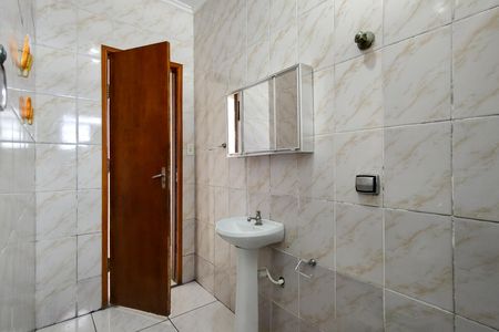 Casa para alugar com 65m², 3 quartos e 1 vaga Casa para alugar com 65m², 3 quartos e 1 vagaBanheiro