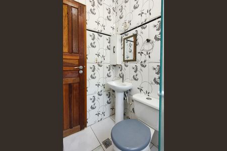 Casa para alugar com 65m², 3 quartos e 1 vaga Casa para alugar com 65m², 3 quartos e 1 vagaBanheiro da Suíte
