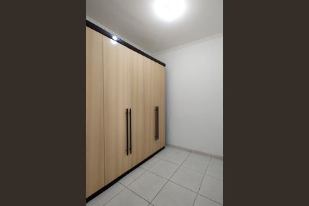Casa para alugar com 65m², 3 quartos e 1 vaga Casa para alugar com 65m², 3 quartos e 1 vagaCloset da suíte