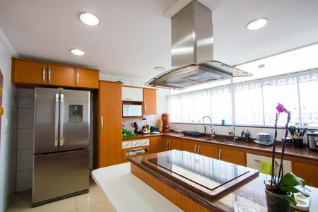 Casa à venda com 294m², 3 quartos e 4 vagasCozinha