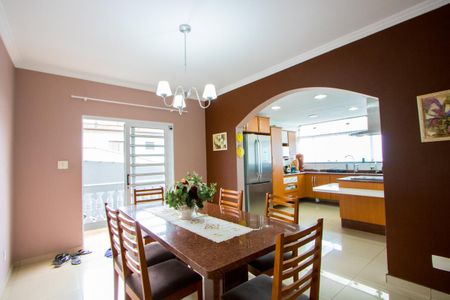 Casa à venda com 294m², 3 quartos e 4 vagasCopa