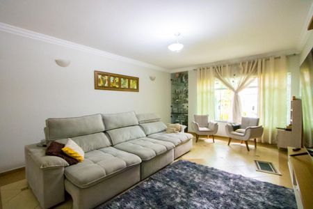 Casa à venda com 294m², 3 quartos e 4 vagasSala