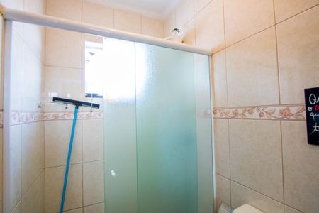 Casa à venda com 294m², 3 quartos e 4 vagasBanheiro do quarto 1