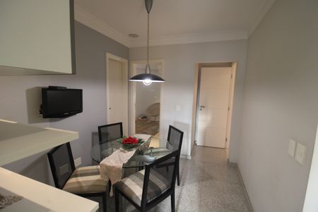 Apartamento à venda com 200m², 3 quartos e 4 vagasSala de Jantar