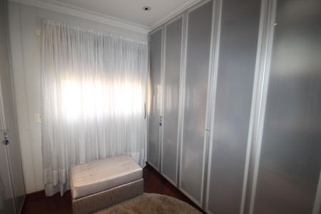 Apartamento à venda com 200m², 3 quartos e 4 vagasQuarto 1 - Closet