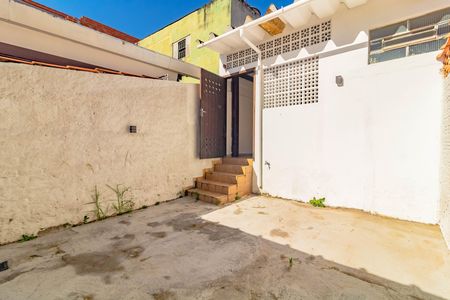 Casa para alugar com 200m², 2 quartos e 2 vagas Casa para alugar com 200m², 2 quartos e 2 vagasÁrea Externa