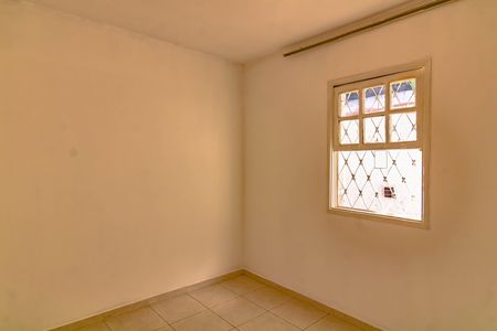 Casa para alugar com 200m², 2 quartos e 2 vagas Casa para alugar com 200m², 2 quartos e 2 vagasQuarto 2