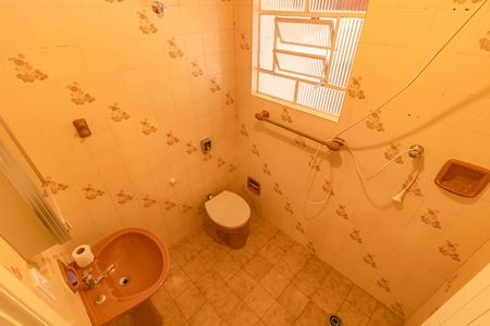 Casa para alugar com 200m², 2 quartos e 2 vagas Casa para alugar com 200m², 2 quartos e 2 vagasBanheiro