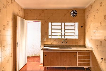 Casa para alugar com 200m², 2 quartos e 2 vagas Casa para alugar com 200m², 2 quartos e 2 vagasCozinha