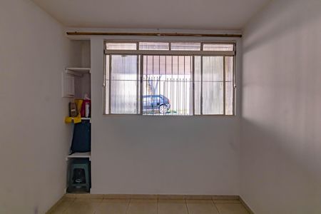 Casa para alugar com 200m², 2 quartos e 2 vagas Casa para alugar com 200m², 2 quartos e 2 vagasQuarto 1