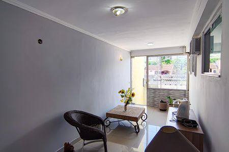 Casa à venda com 195m², 5 quartos e sem vagahall