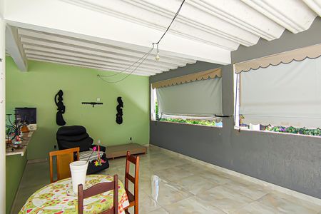 Casa à venda com 195m², 5 quartos e sem vagaterraço  andar 3