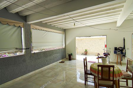 Casa à venda com 195m², 5 quartos e sem vagaterraço  andar 3