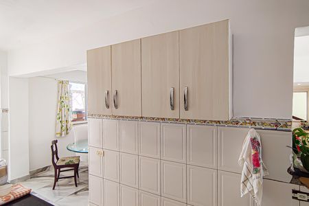 Casa à venda com 195m², 5 quartos e sem vagacozinha