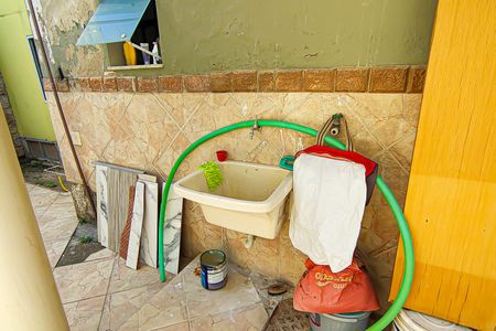 Casa à venda com 195m², 5 quartos e sem vagaarea de serviço