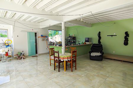 Casa à venda com 195m², 5 quartos e sem vagaterraço  andar 3