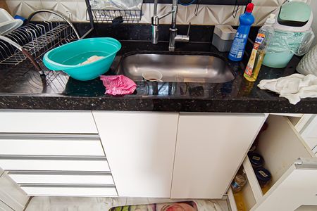 Casa à venda com 195m², 5 quartos e sem vagacozinha