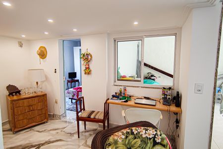 Casa à venda com 195m², 5 quartos e sem vagasala