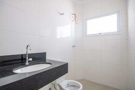 Casa à venda com 152m², 3 quartos e 4 vagasBanheiro da Suíte 1