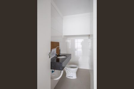 Casa à venda com 152m², 3 quartos e 4 vagasBanheiro de serviço