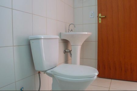 Casa para alugar com 80m², 2 quartos e 1 vagaBanheiro 2